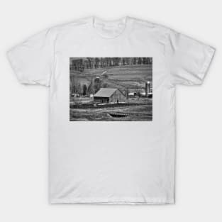 Barn In The Valley T-Shirt